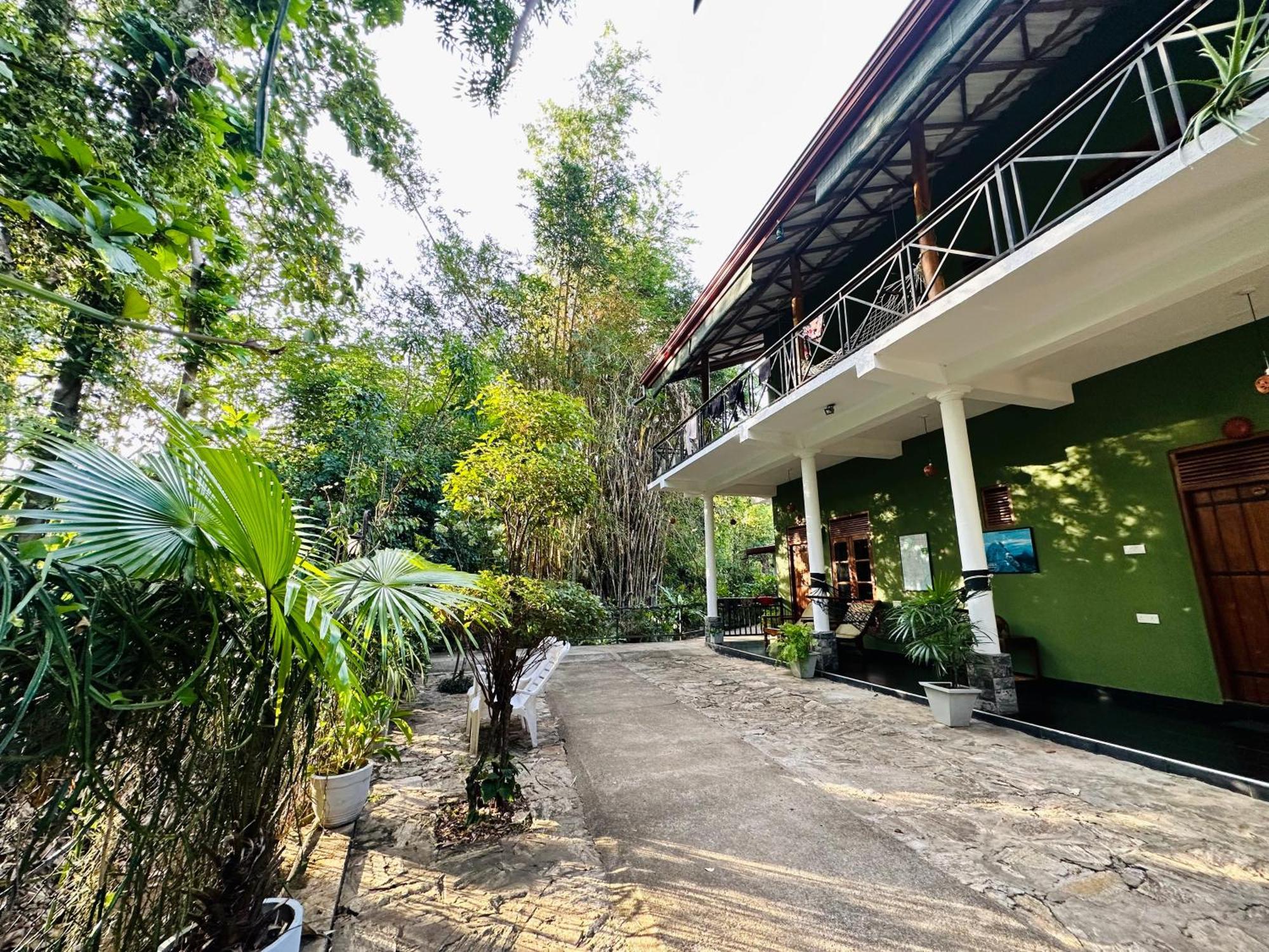Nature House Udawalawe Exteriér fotografie